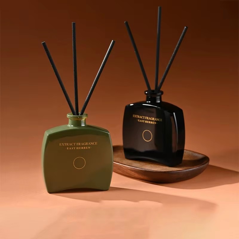 น้ำหอมปรับอากาศแบบก้านไม้หอม 1 - Perfume Fragrance France บทวิจารณ์และราคา