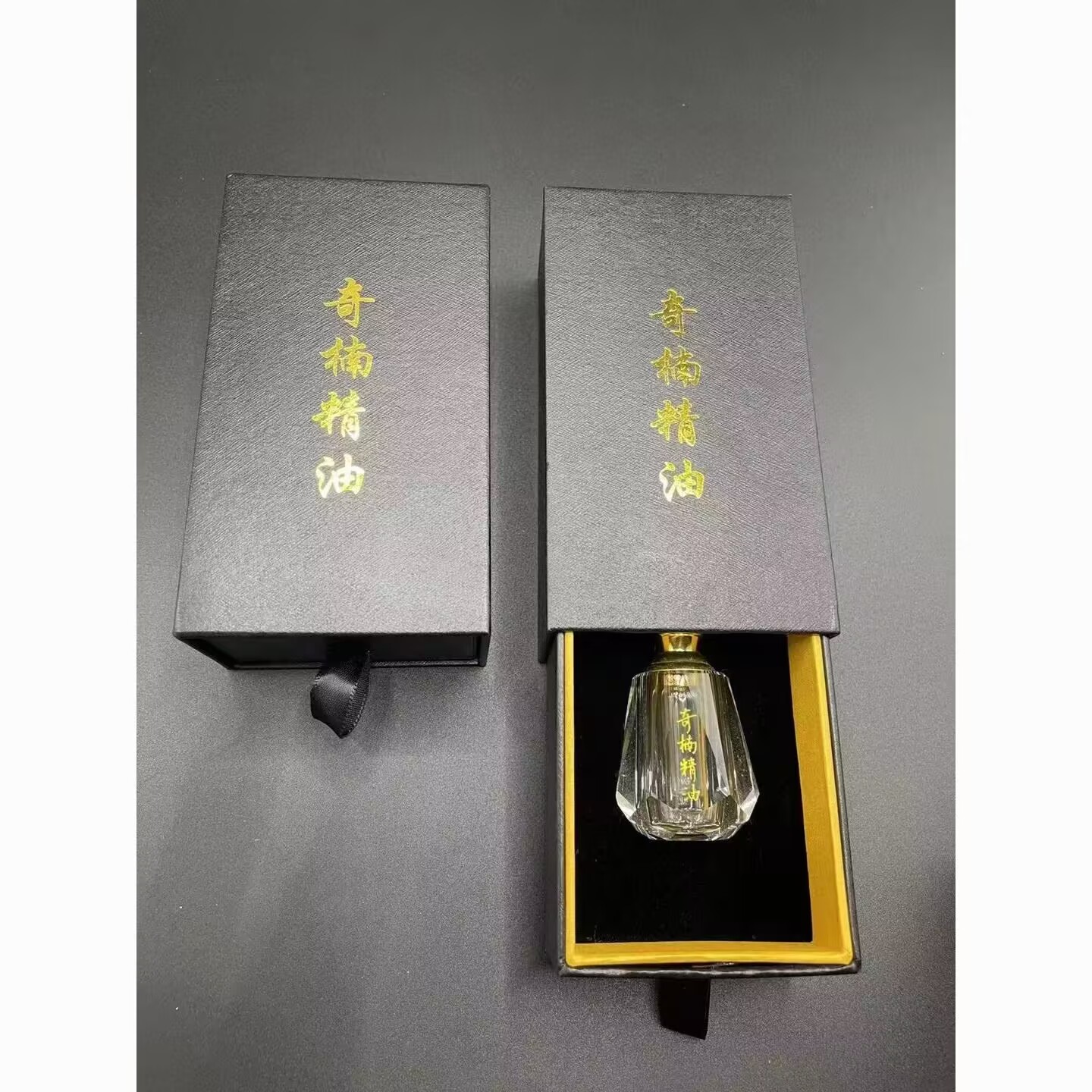 น้ำมันหอมกลิ่นกฤษณา 2 มล./กล่อ - Perfume Fragrance Raw Material บทวิจารณ์และราคา