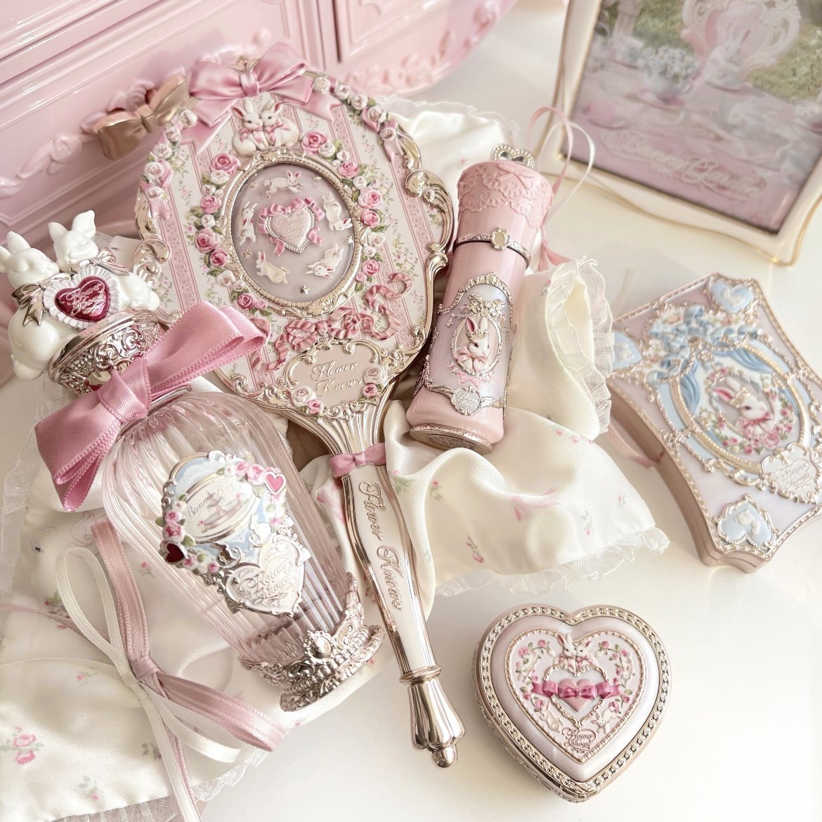 น้ำหอม Flower Knows 2026 Bunny - Perfume Alcohol Fragrance บทวิจารณ์และราคา